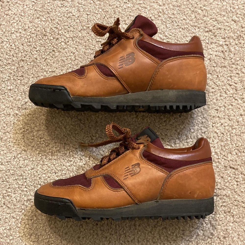 New Balance Rainier Low leather hiking shoes size 8 men like new